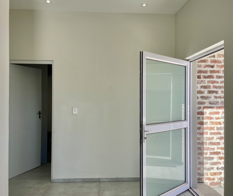 4 Bedroom Property for Sale in Myburgh Park Western Cape